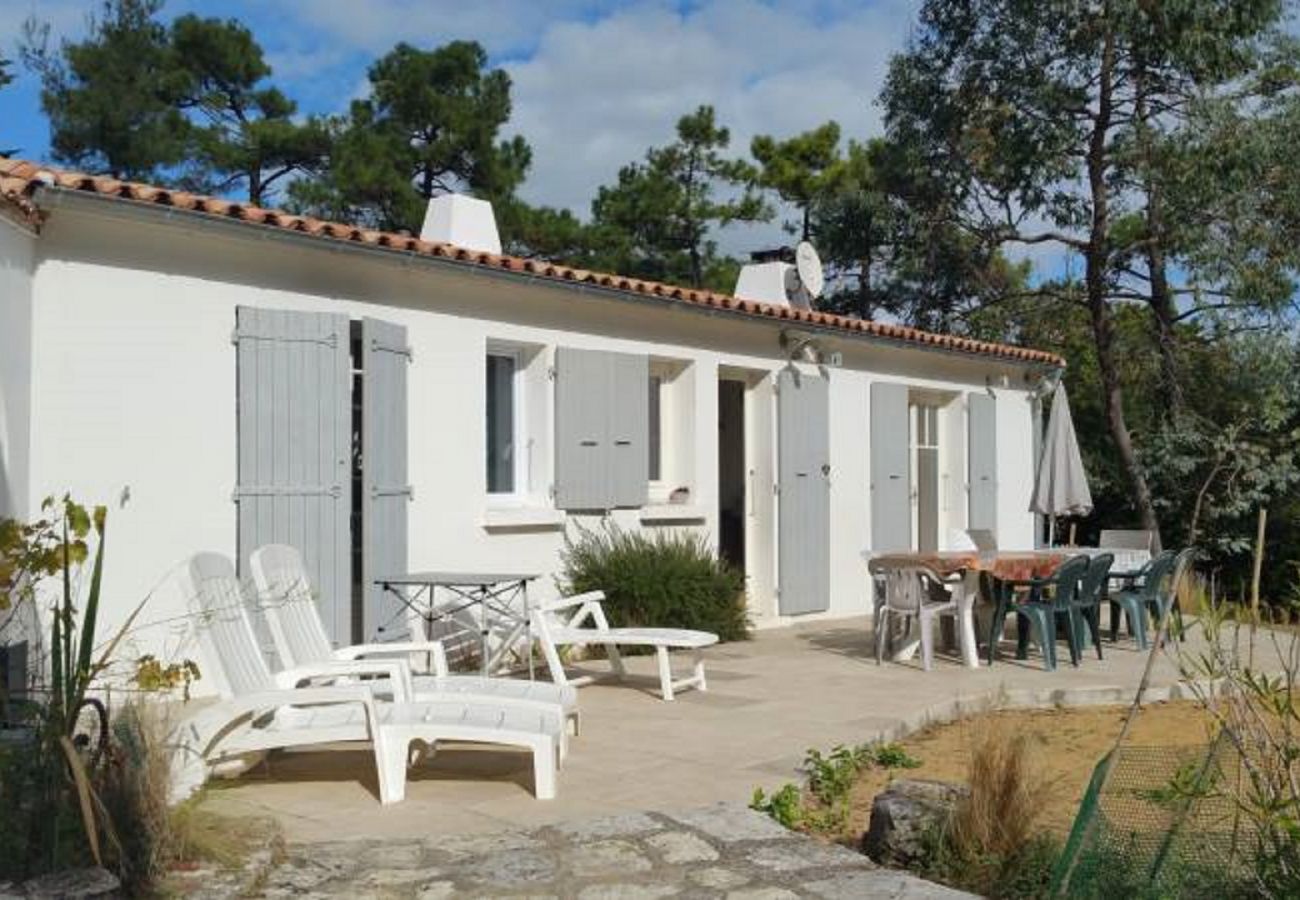 Maison à La Flotte - 3673
